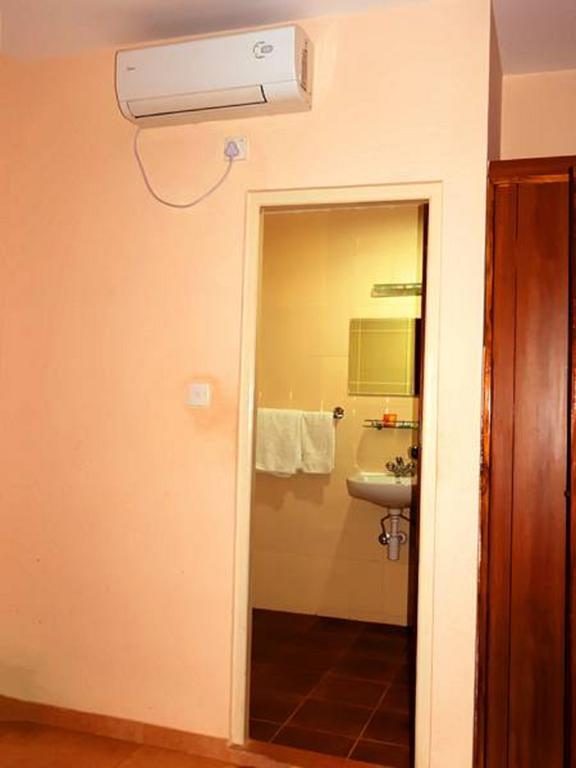 Aryal International Hotel Katmandu Oda fotoğraf