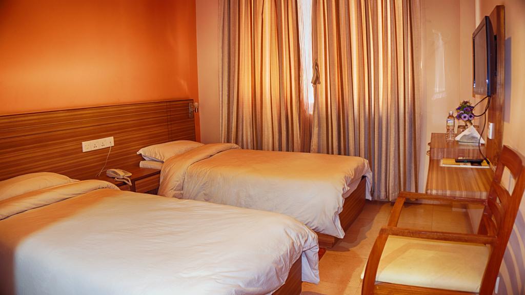 Aryal International Hotel Katmandu Dış mekan fotoğraf