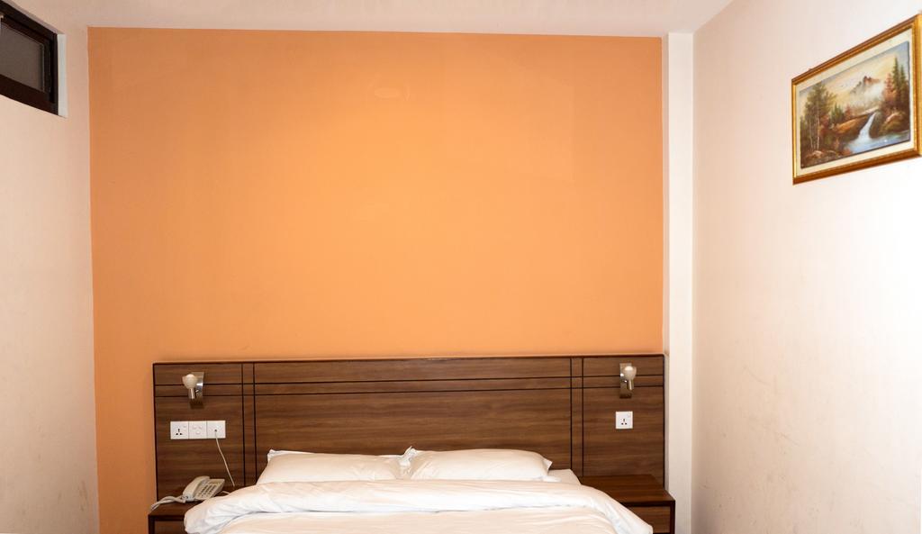 Aryal International Hotel Katmandu Dış mekan fotoğraf