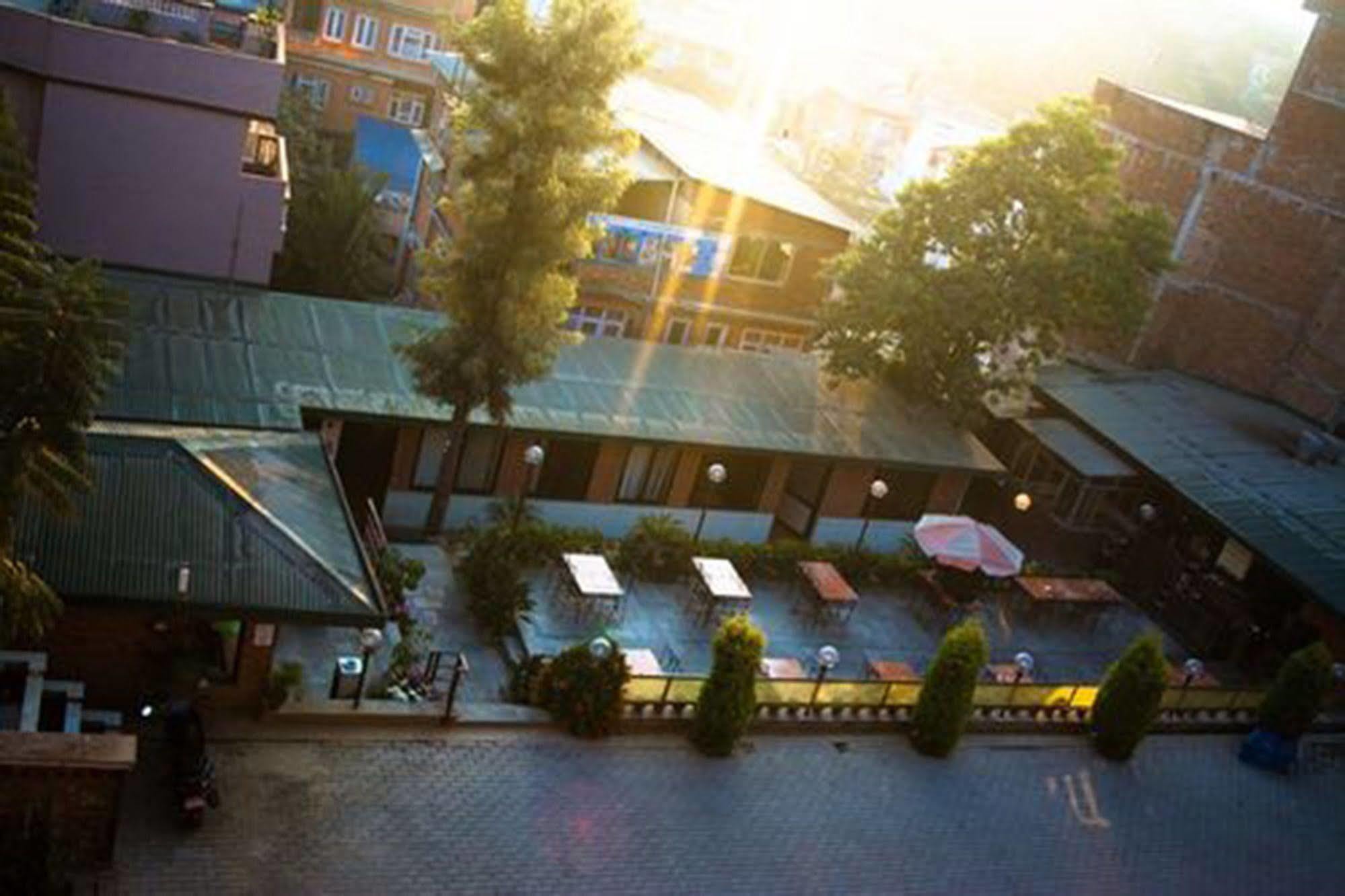 Aryal International Hotel Katmandu Dış mekan fotoğraf