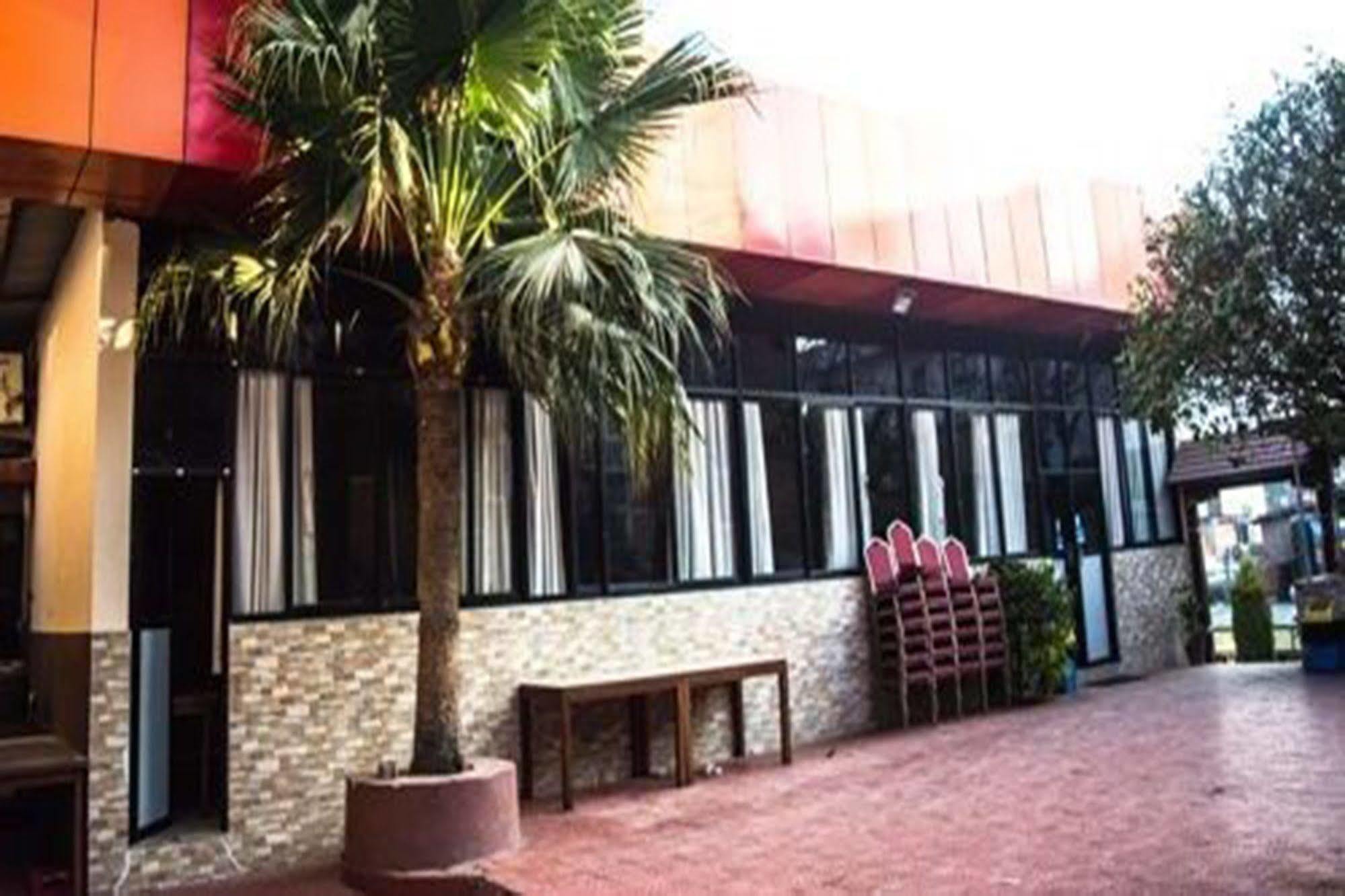 Aryal International Hotel Katmandu Dış mekan fotoğraf