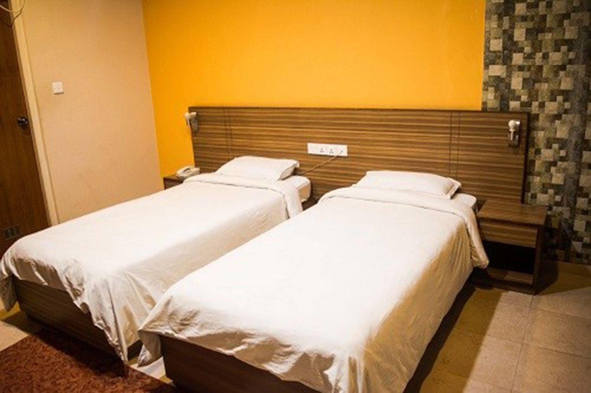 Aryal International Hotel Katmandu Dış mekan fotoğraf