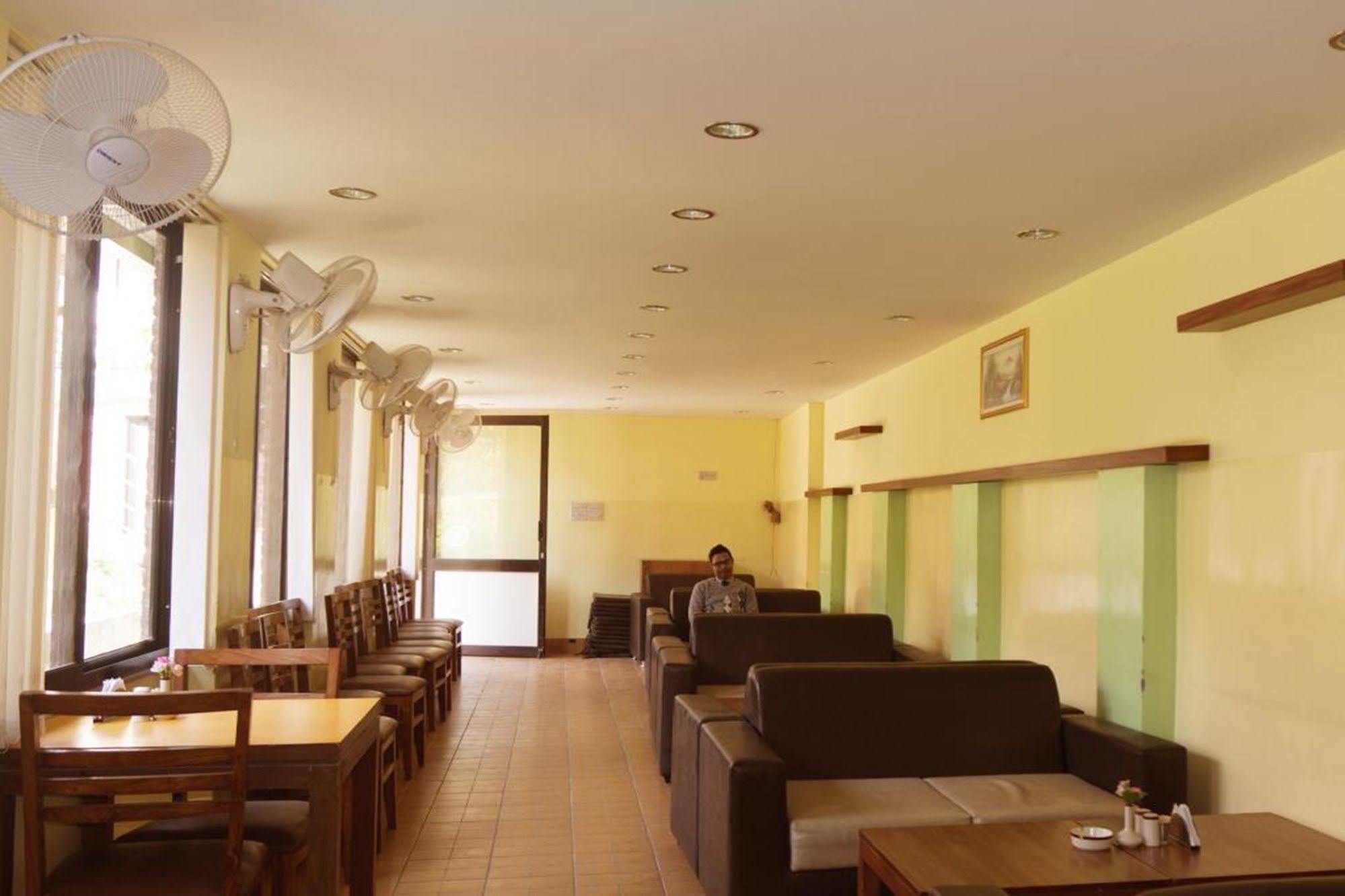 Aryal International Hotel Katmandu Dış mekan fotoğraf