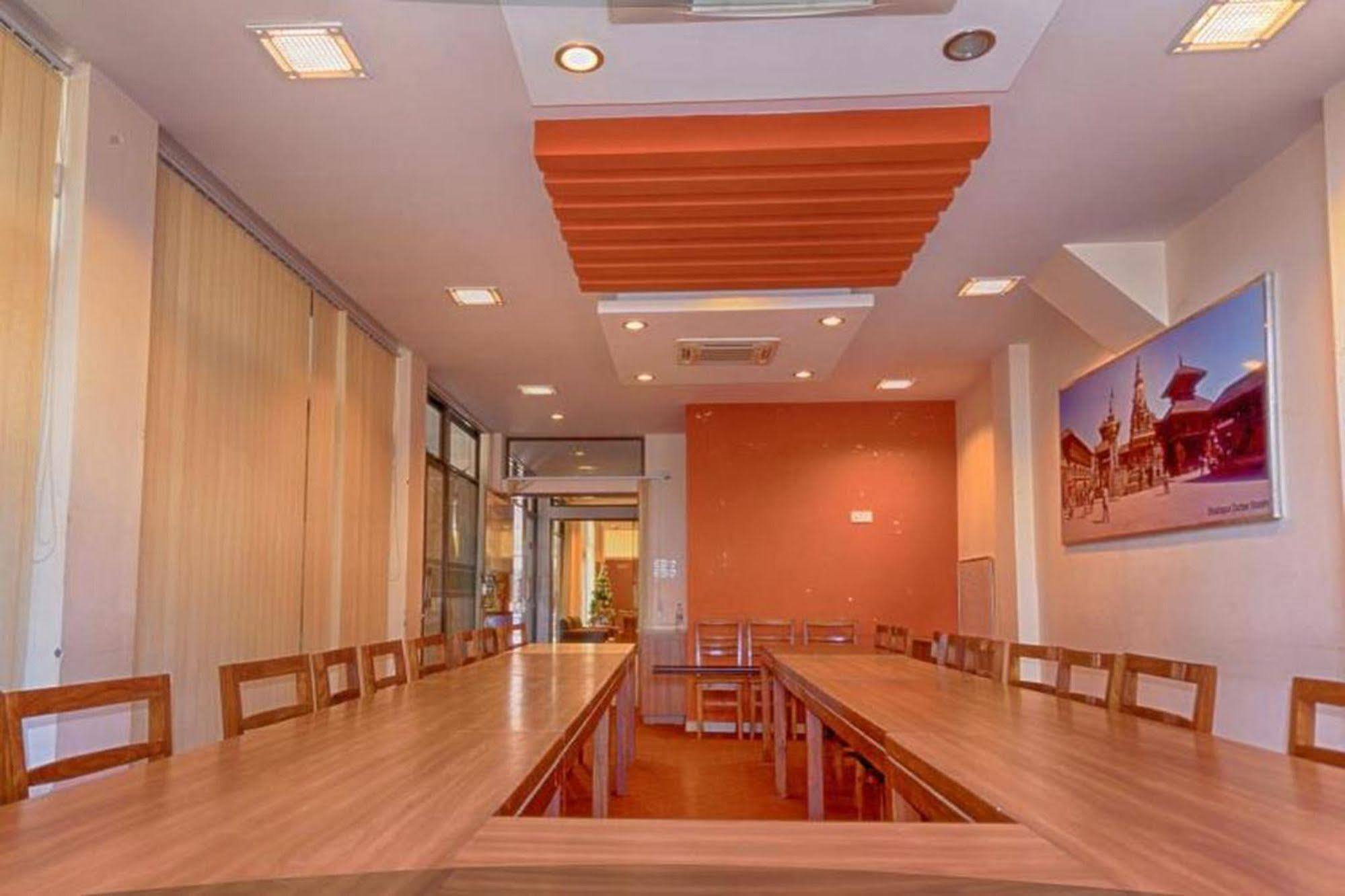 Aryal International Hotel Katmandu Dış mekan fotoğraf